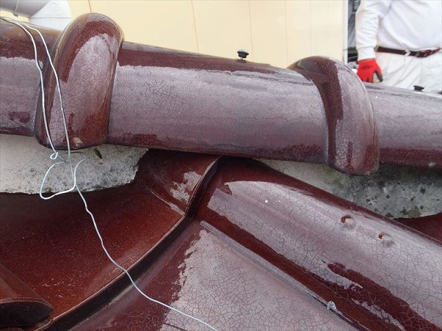 隅棟に詰められている漆喰